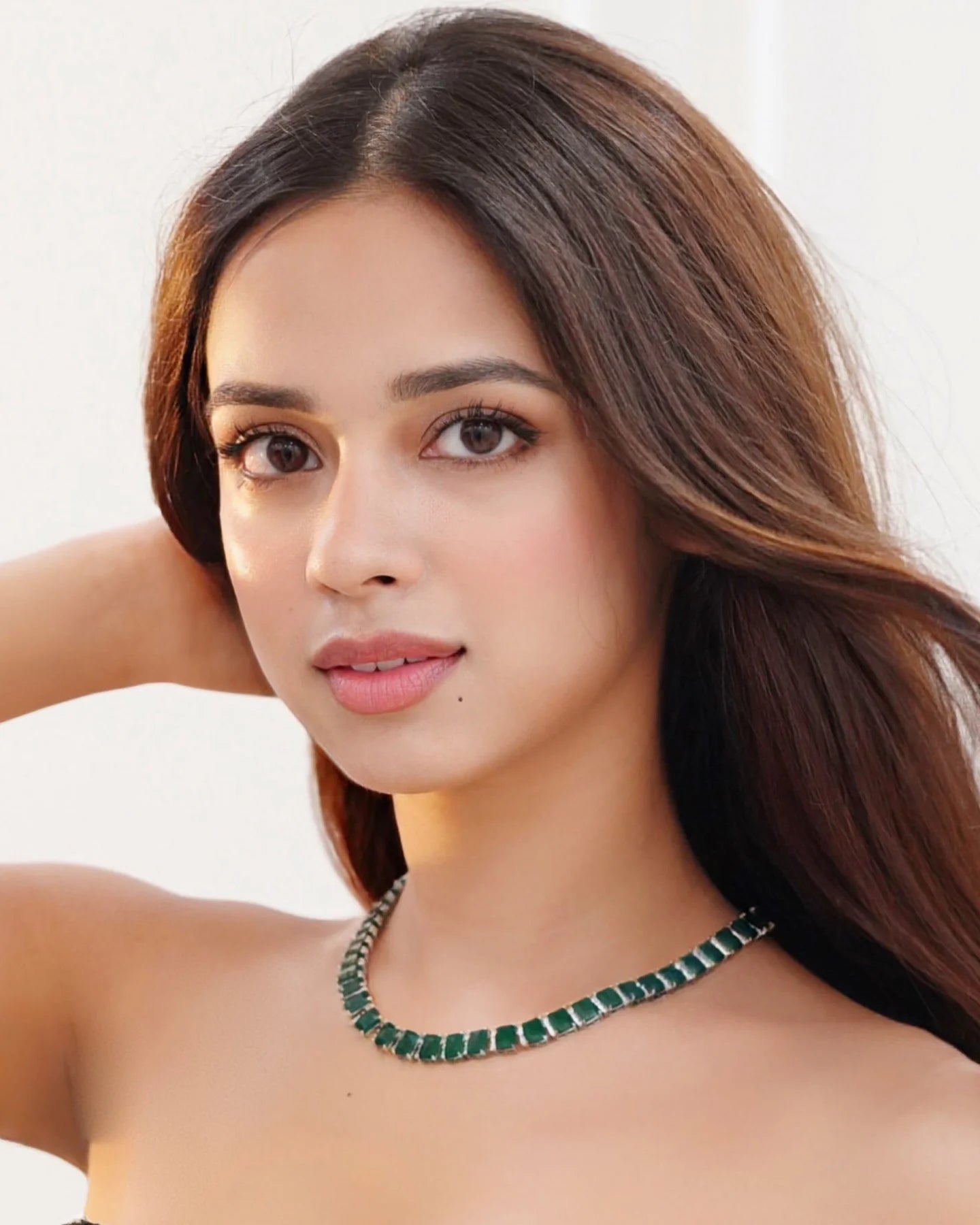 Mirano Emerald Necklace Set