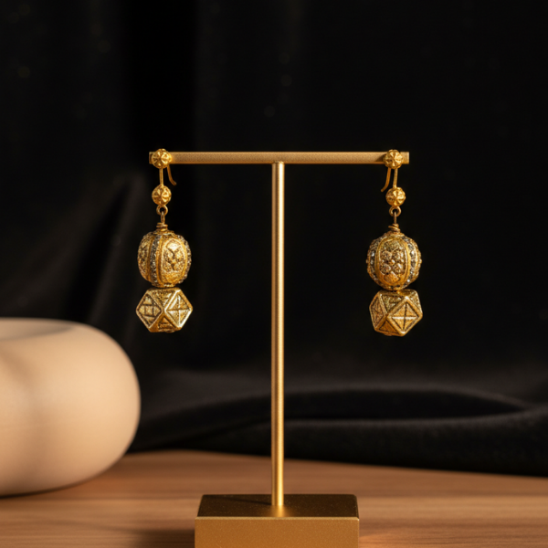 Royal Ornate Gold Drops