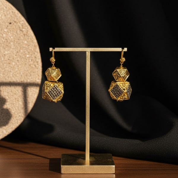 Modern Gold Geometric Drops