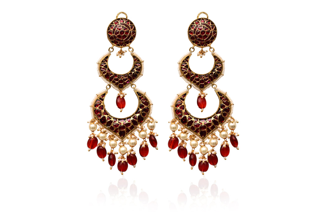 Regal Manak-Moti Chandeliers