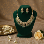 Kundan Choker Earring Set By Fluorite