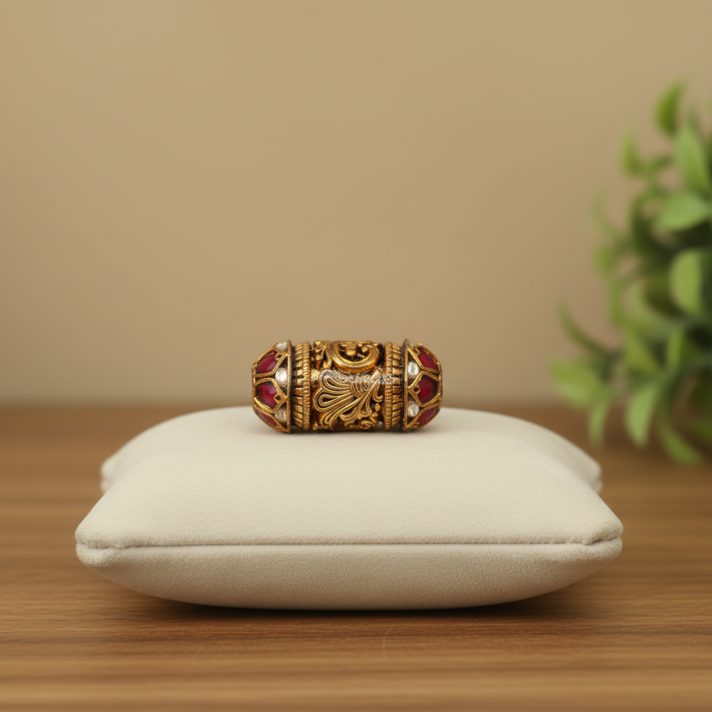 Carved Gold Ruby Barrel