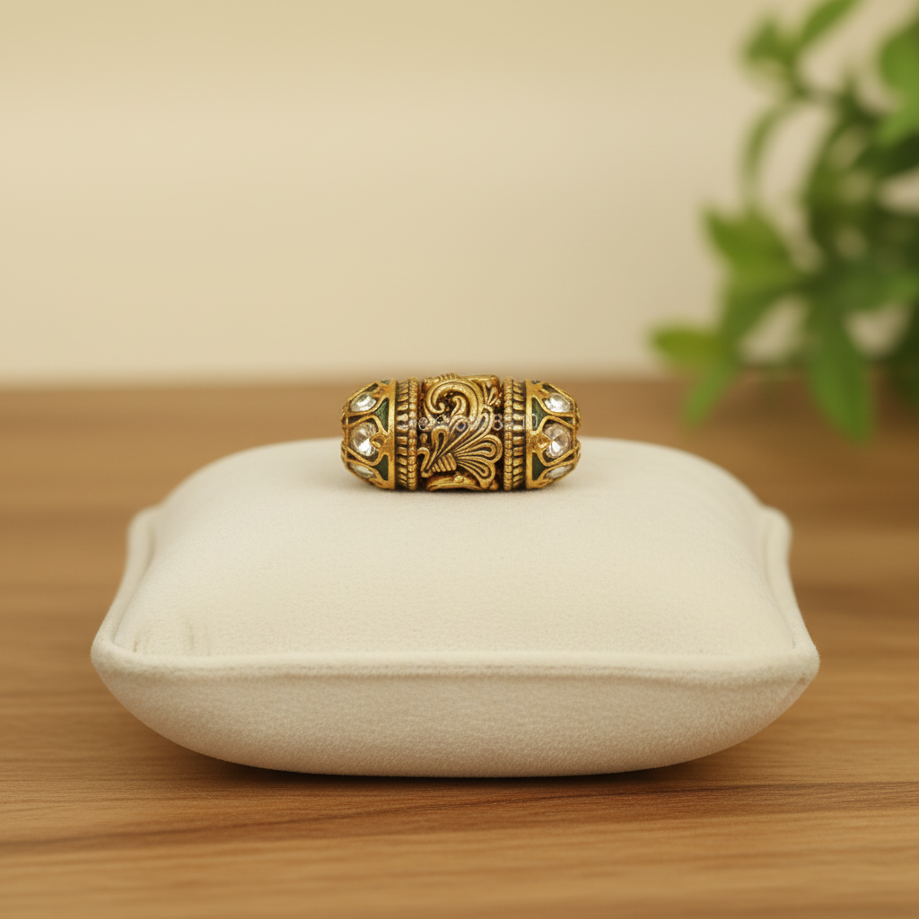Gold Green Carved Barrel