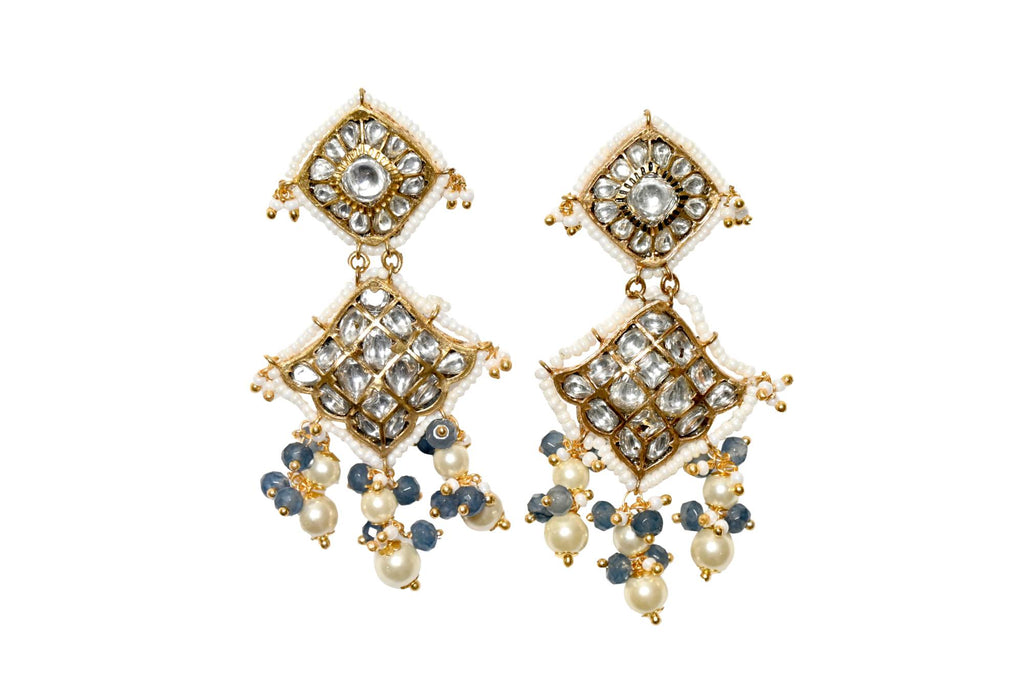 Gold Toned Kundan and Pearl Choker Necklace