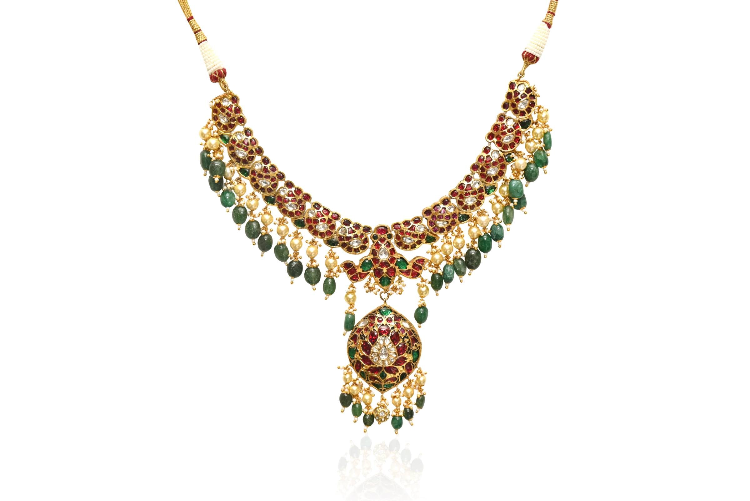 Traditional Pearl Gemstone Set By Fluorite