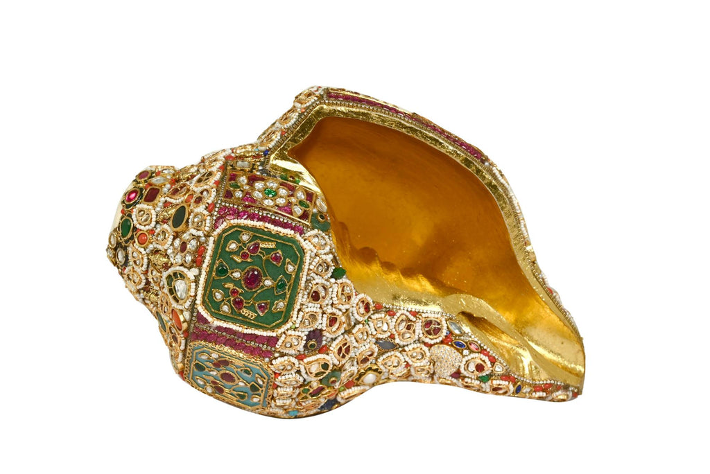 Ornate Gemstone & Gold Embellished Conch