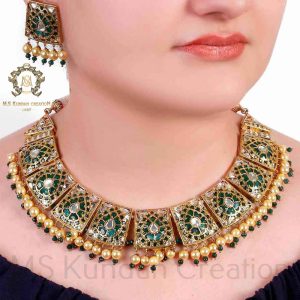 Gold Foil Patra, Necklace Studded with Emerald and Kundan in Saru